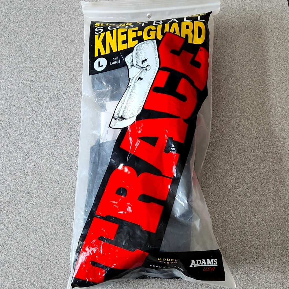 Softball knee guard